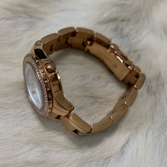 Michael Kors Quartz Rose Gold w/White Dial Watch - Picture 4 of 8